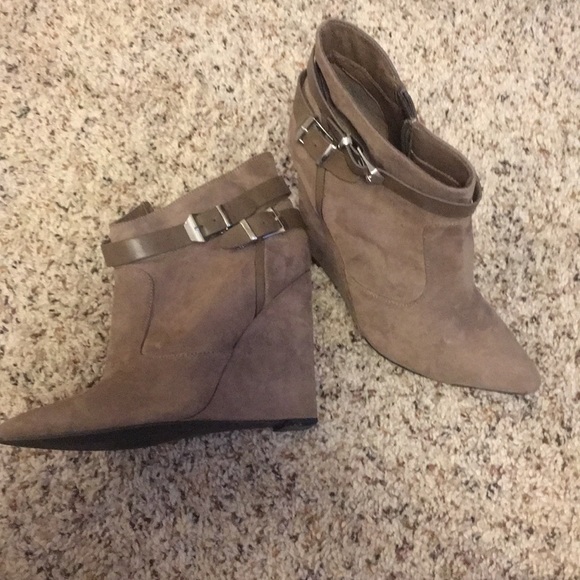 SOLD - Picture 2 of 3